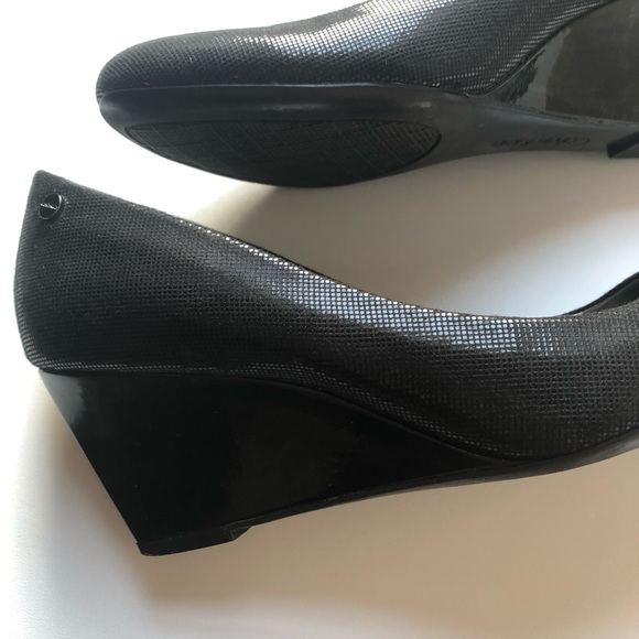 Calvin Klein Saxton Wedges | Size 7 - Picture 3 of 8